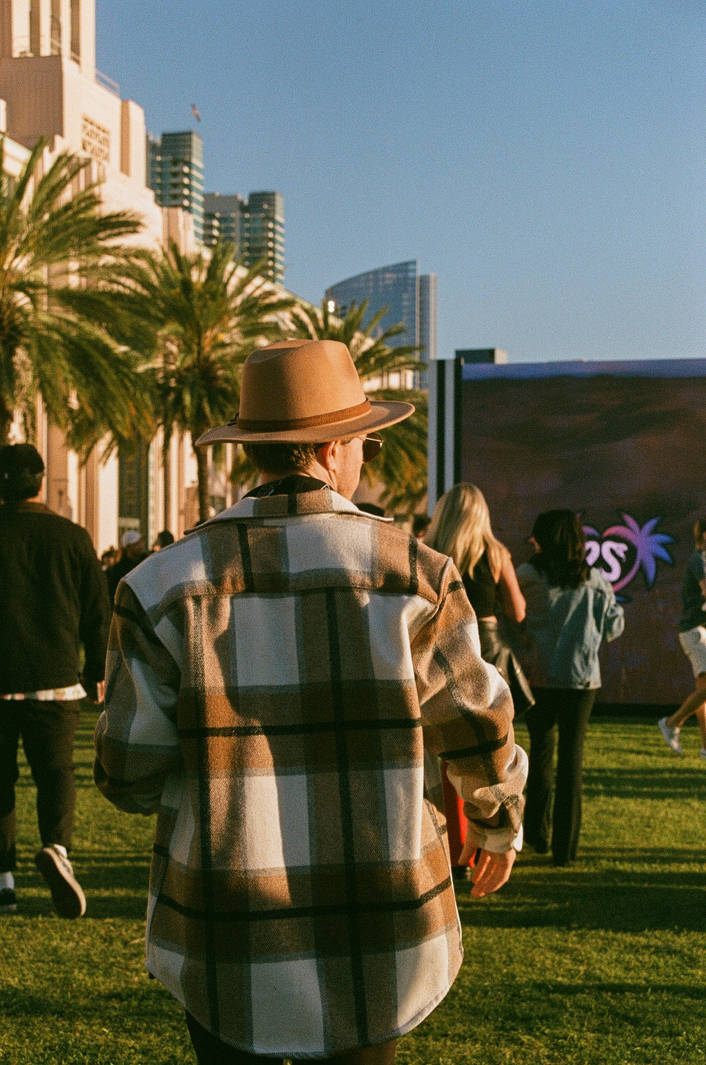 Friend walking through the venue at CRSSD Spring 2022.