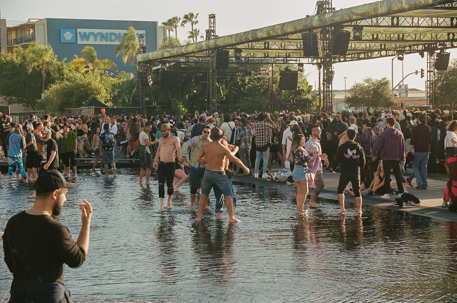 Festival goers play in the fountains at Waterfront Park during CRSSD Spring 2022.